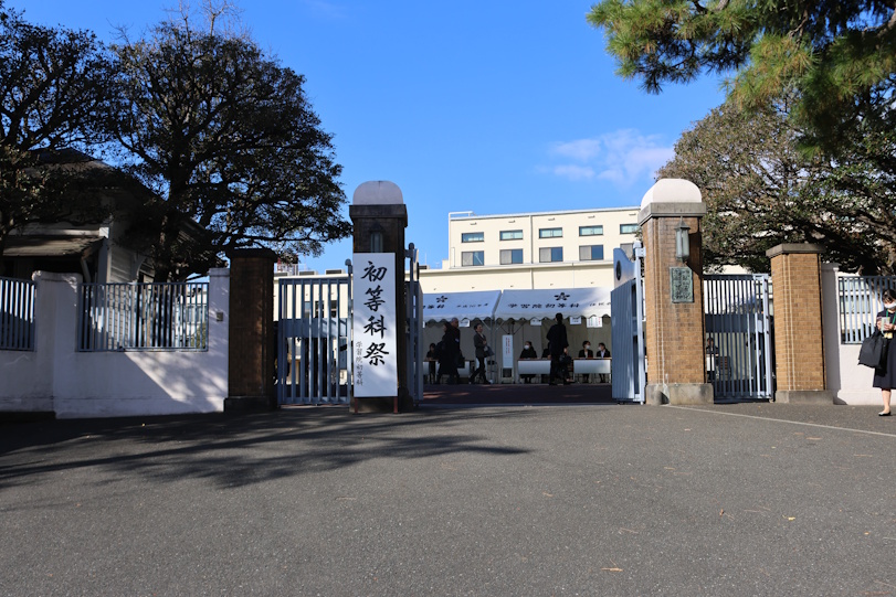 01_正門_0M1A0203_0.JPG